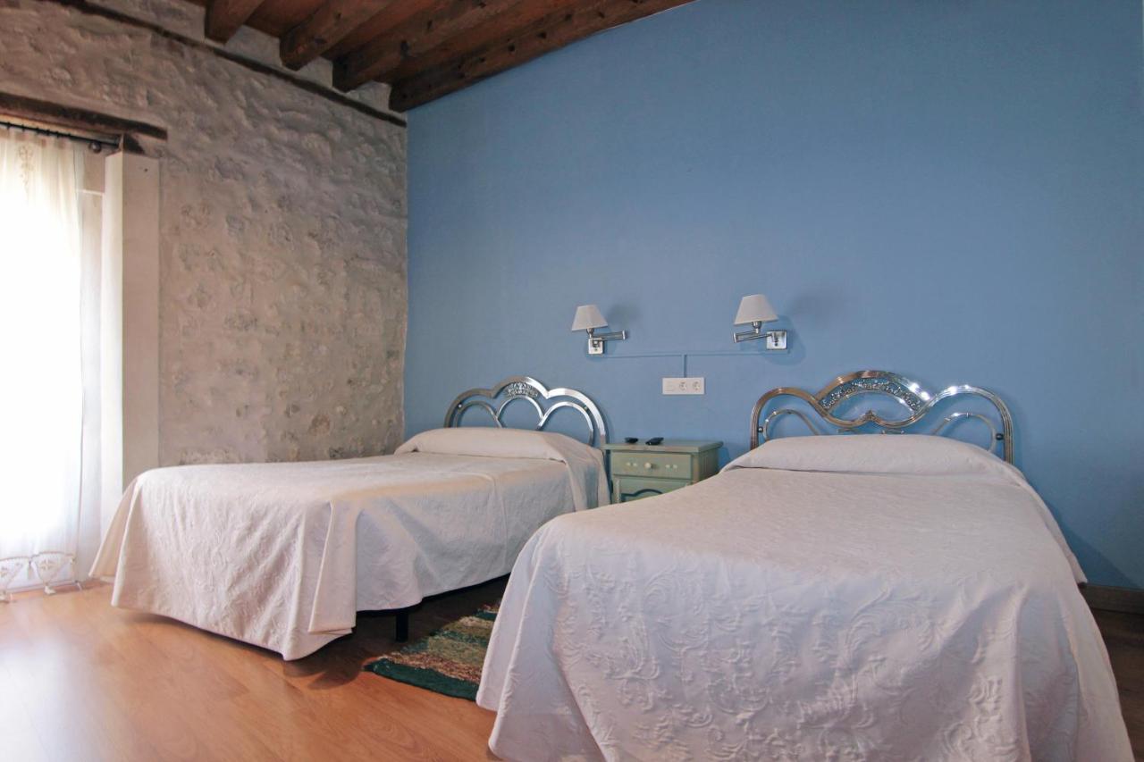 Hotel Rural Los Abuelos Montemayor de Pililla エクステリア 写真