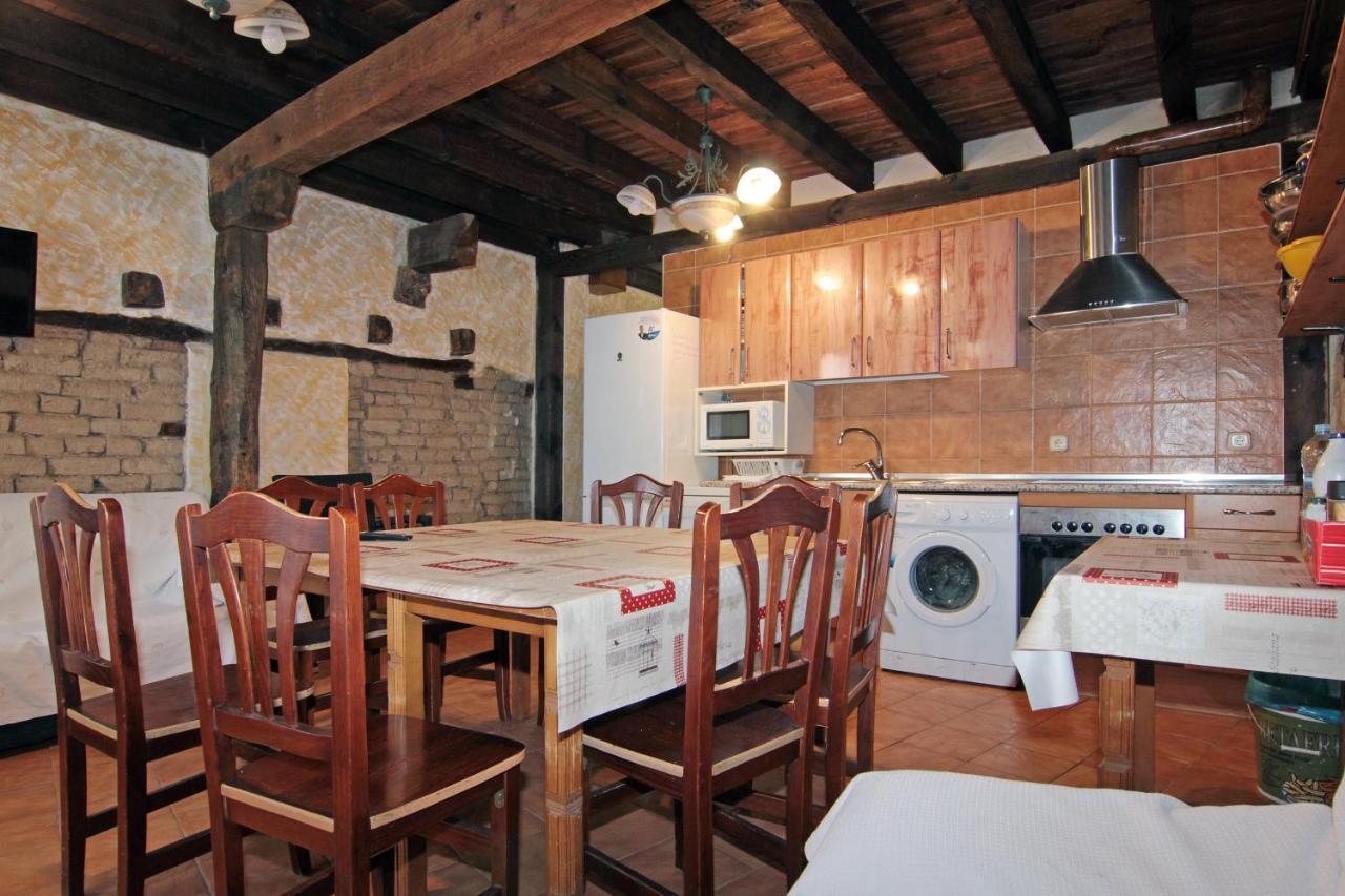 Hotel Rural Los Abuelos Montemayor de Pililla エクステリア 写真
